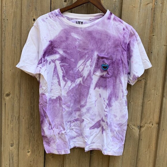Uniqlo X Kaws Sesame Street Tie Dye Shirt Medium - Picture 1 of 4